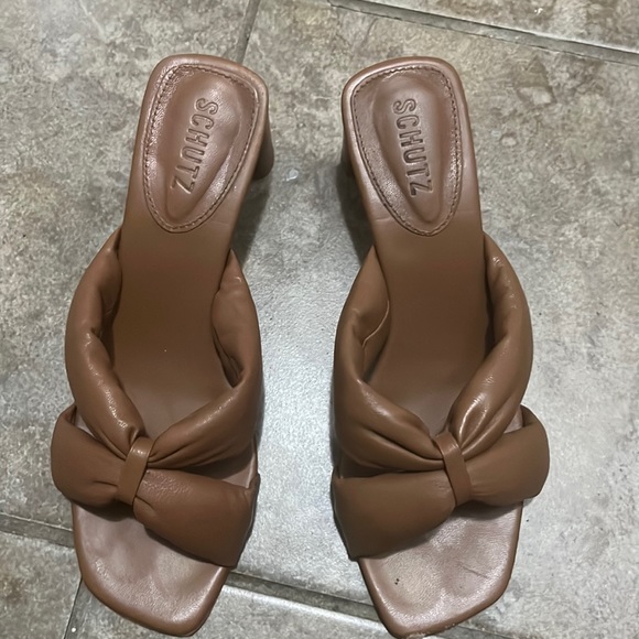 SCHUTZ Shoes - Schutz heels